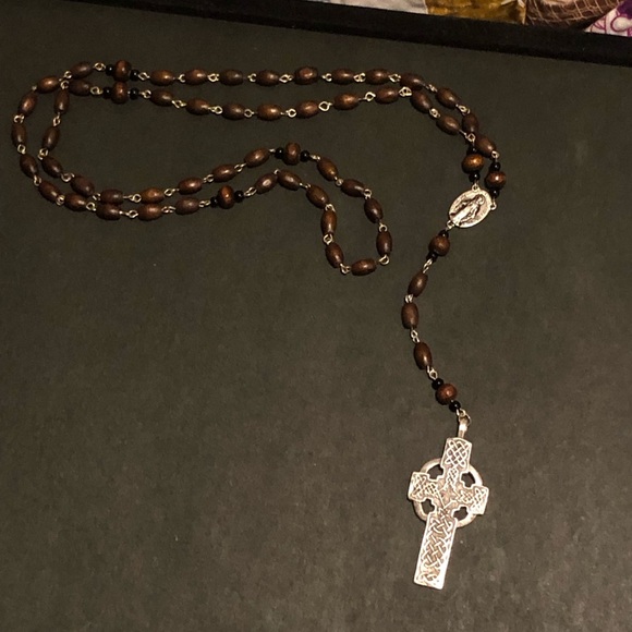 Handmade .925 Silver Celtic Cross Pennant Rosary with Wooden Beads - Picture 3 of 8